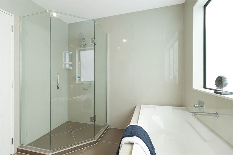 Photo of property in 38e Hetherington Road, Ranui, Auckland, 0612