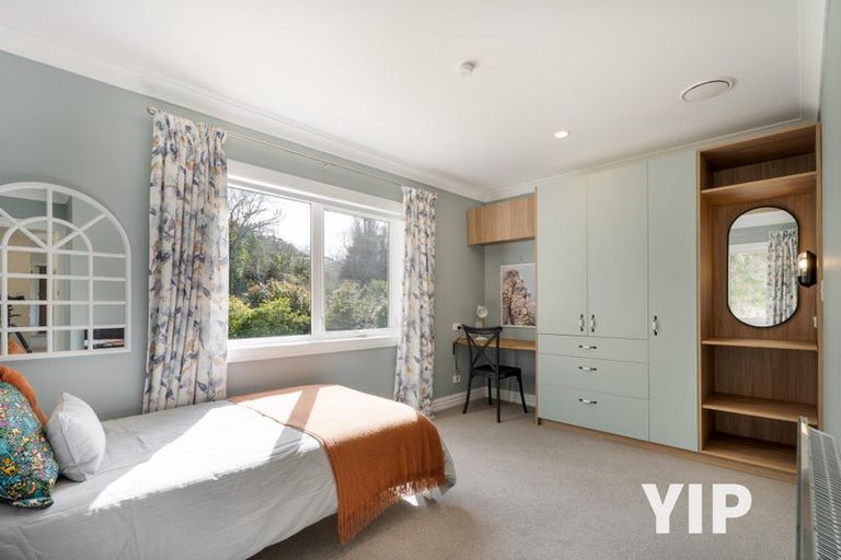 Photo of property in 4 Glenside Road, Glenside, Wellington, 6037