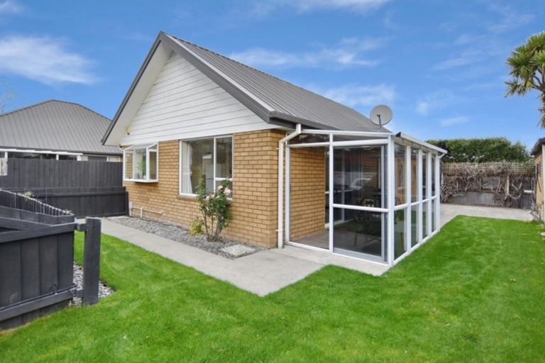 Photo of property in 35 Dilworth Street, Riccarton, Christchurch, 8041
