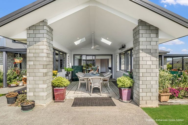 Photo of property in 1 Mary Place, Pyes Pa, Tauranga, 3112