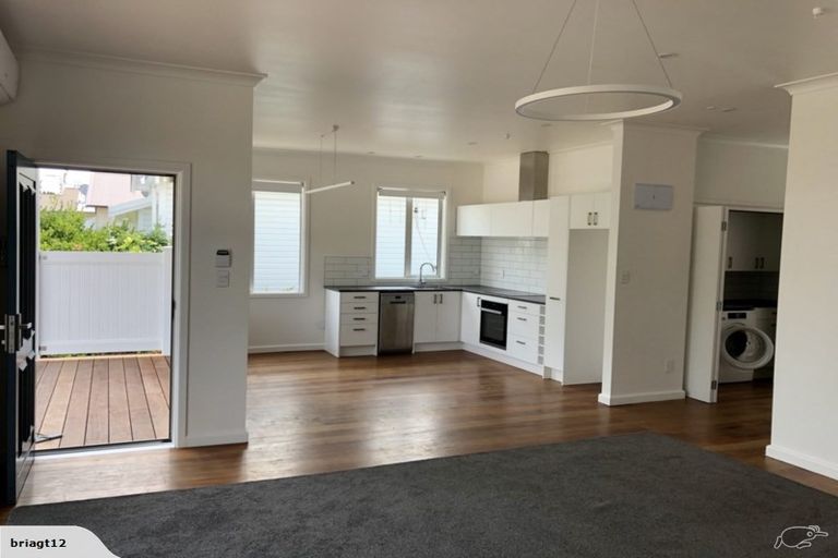 Photo of property in 1/259 Georges Drive, Napier South, Napier, 4110