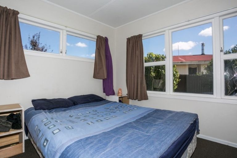 Photo of property in 51 Liverpool Crescent, Flaxmere, Hastings, 4120