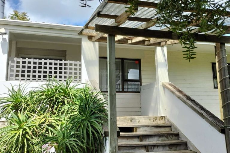 Photo of property in 60 Vintage Drive, Henderson, Auckland, 0612
