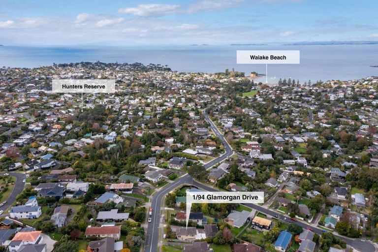 Photo of property in 1/94 Glamorgan Drive, Torbay, Auckland, 0630