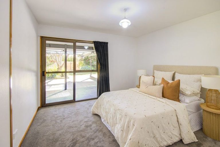 Photo of property in 225 West Belt, Rangiora, 7400