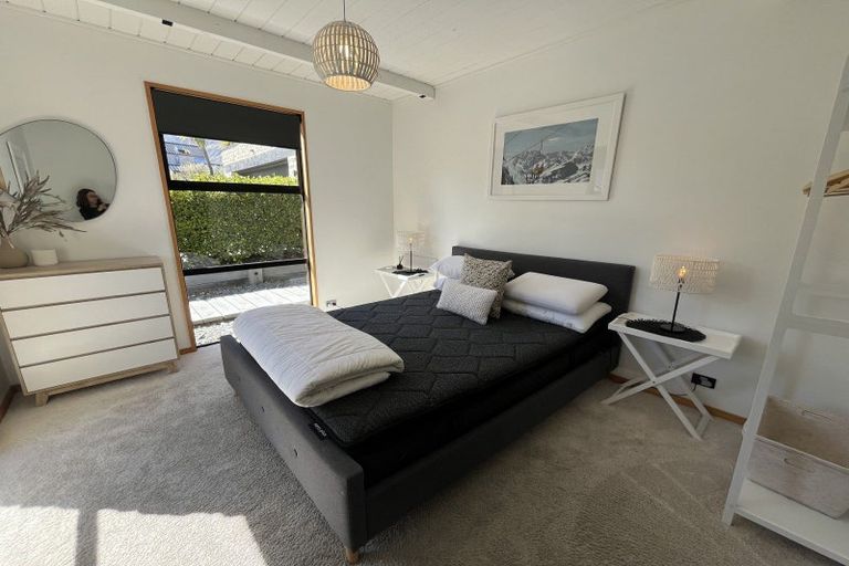 Photo of property in 10 Arran Lane, Jacks Point, Queenstown, 9371