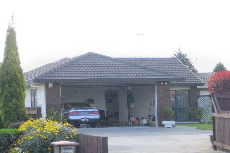 Photo of property in 18 The Green, Mount Maunganui, 3116
