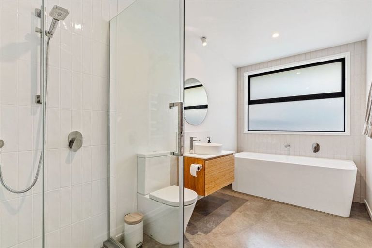 Photo of property in 5 Canoe Lane, Riverhead, 0820