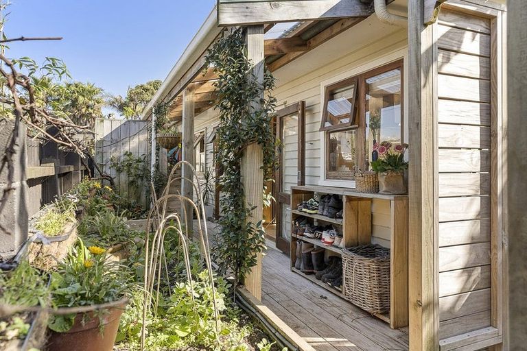 Photo of property in 49 Oceanview Road, Mount Maunganui, 3116