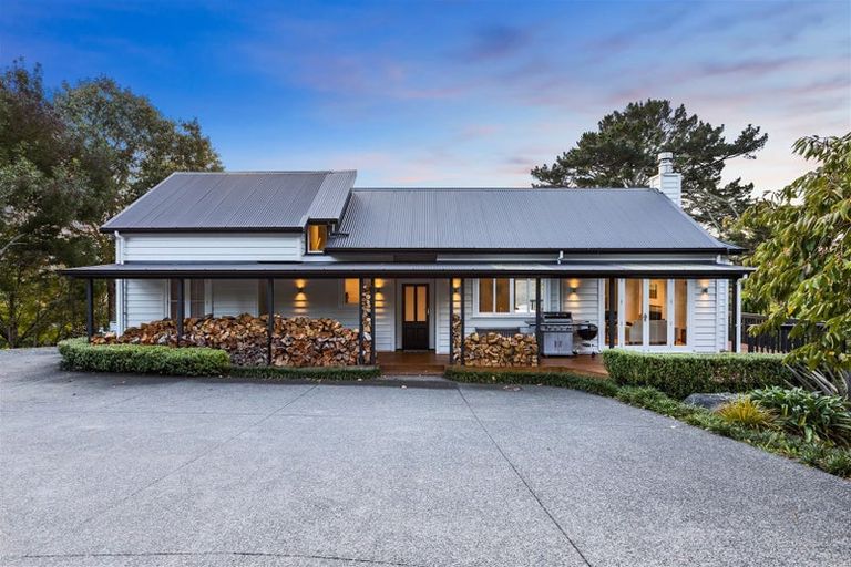 Photo of property in 340 Paremoremo Road, Paremoremo, Auckland, 0632