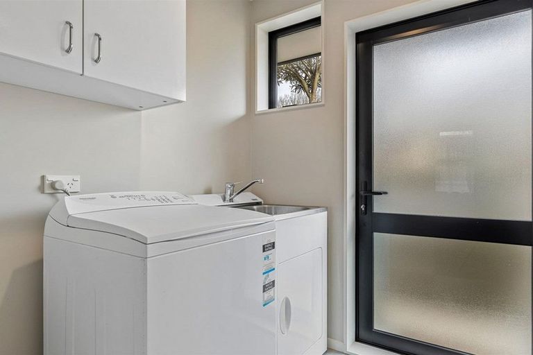 Photo of property in 2/150 Aldwins Road, Phillipstown, Christchurch, 8062