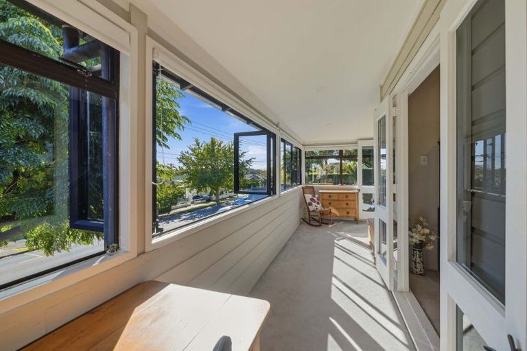 Photo of property in 2/32 Albert Road, Devonport, Auckland, 0624