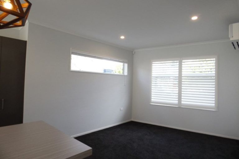 Photo of property in 9 Liquidambar Drive, Hobsonville, Auckland, 0616