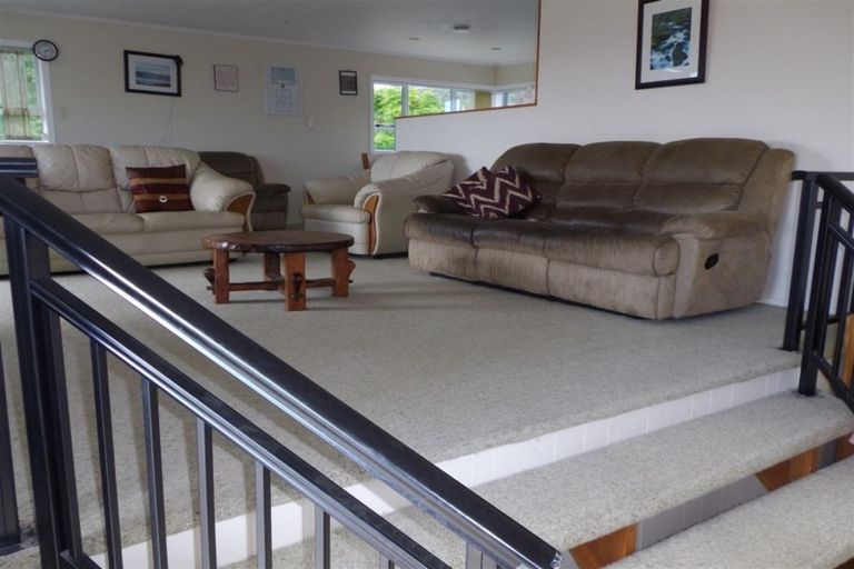 Photo of property in 39 West Crescent, Te Puru, Thames, 3575