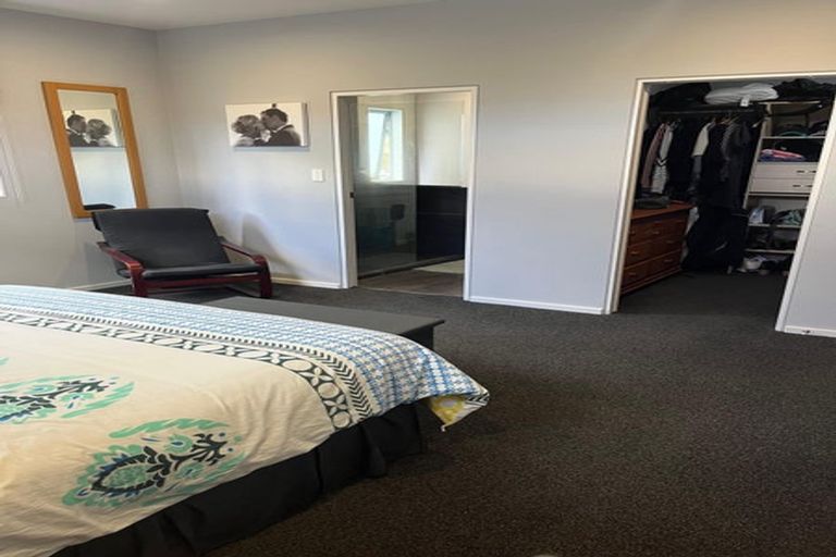 Photo of property in 12 Botany Lane, Whitby, Porirua, 5024