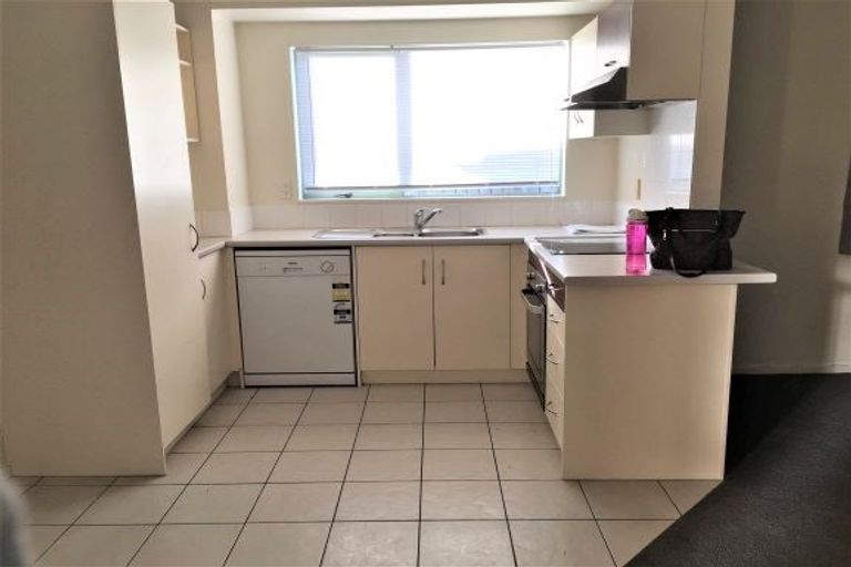 Photo of property in 9a Margarita Rise, Pukekohe, 2120