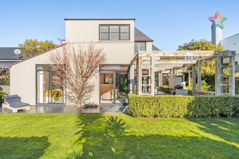 Photo of property in 87a Waterloo Road, Hutt Central, Lower Hutt, 5010