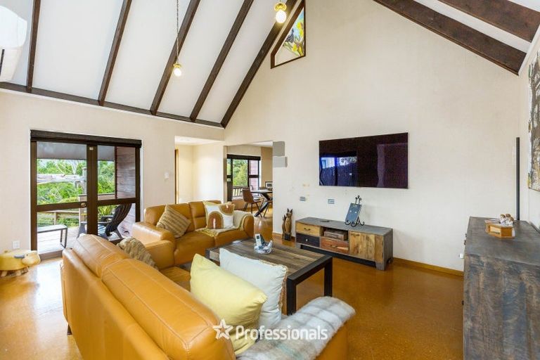 Photo of property in 8 Hobbit Lane, Pinehaven, Upper Hutt, 5371