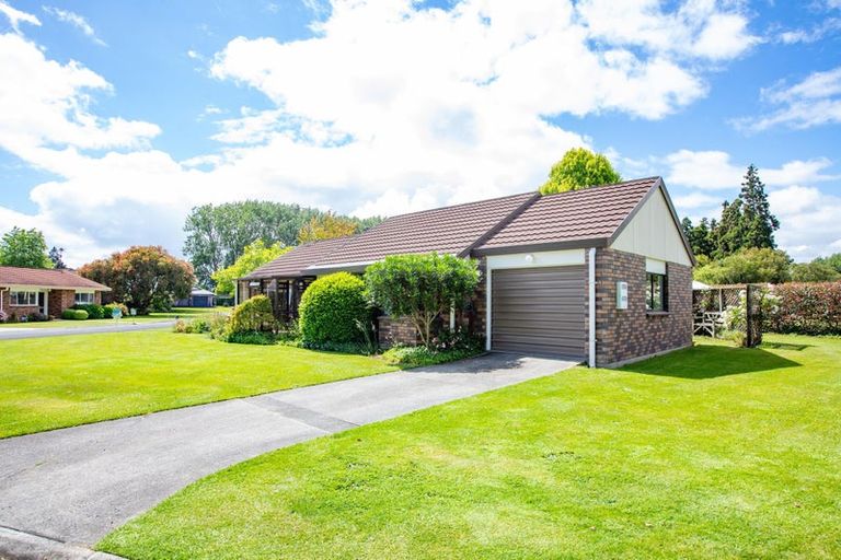Photo of property in 2 Heron Court, Te Kowhai, Hamilton, 3288