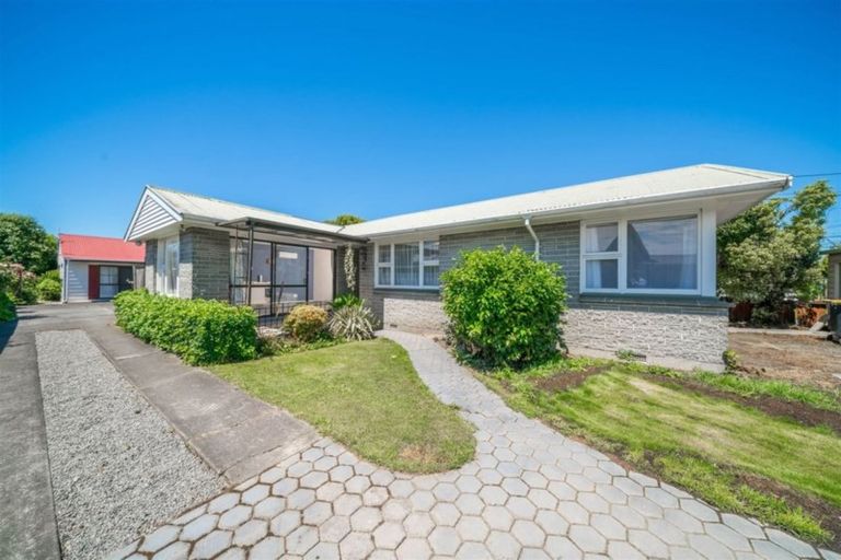 Photo of property in 17 Whitehall Street, Mairehau, Christchurch, 8013