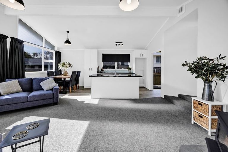 Photo of property in 11 Chesney Street, Bell Block, New Plymouth, 4312