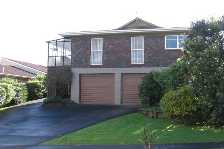 Photo of property in 1/181 Fisher Parade, Farm Cove, Auckland, 2012