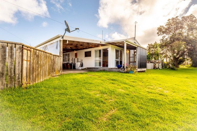 Photo of property in 50 Kakapo Road, Ahipara, Kaitaia, 0481