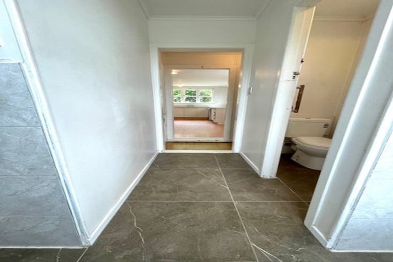 Photo of property in 2 Nield Road, Manurewa, Auckland, 2102