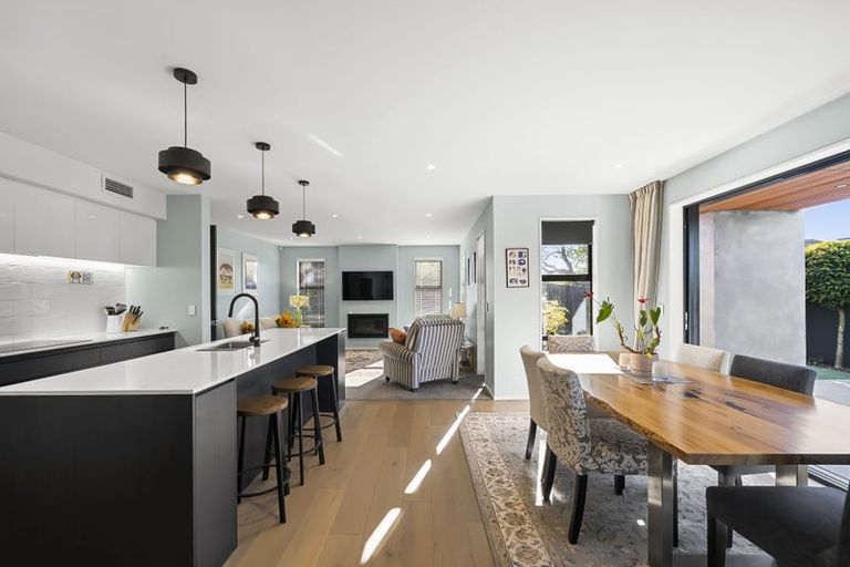 Photo of property in 20 Wai-iti Terrace, Burnside, Christchurch, 8053