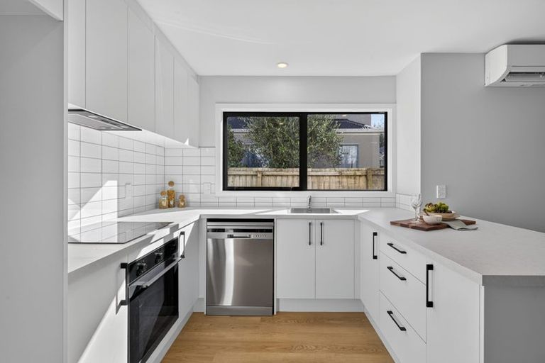Photo of property in 30 Coles Place, St Albans, Christchurch, 8014