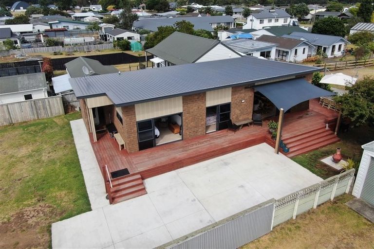 Photo of property in 114 Tamaki Road, Whangamata, 3620