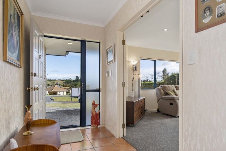 Photo of property in 27 Lysaght Place, Welcome Bay, Tauranga, 3112