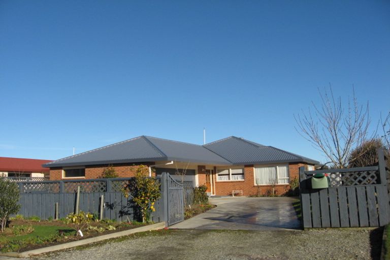 Photo of property in 6 Daley Place, Winton, 9720