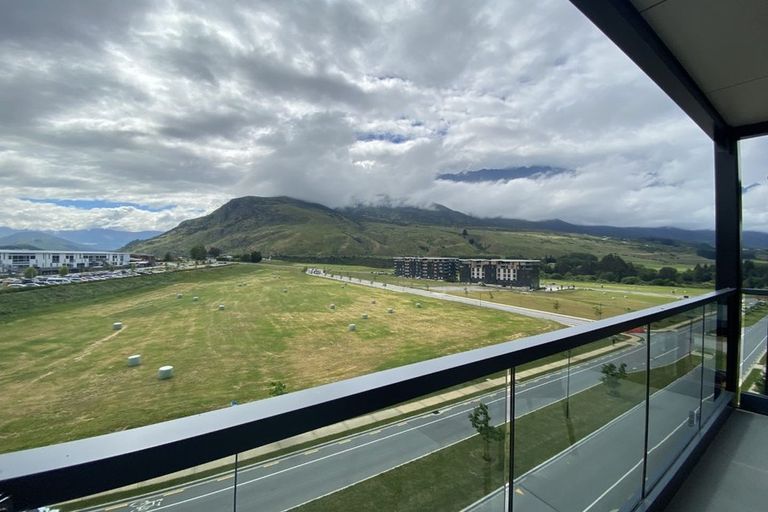 Photo of property in 404/34 Red Oaks Drive, Frankton, Queenstown, 9300