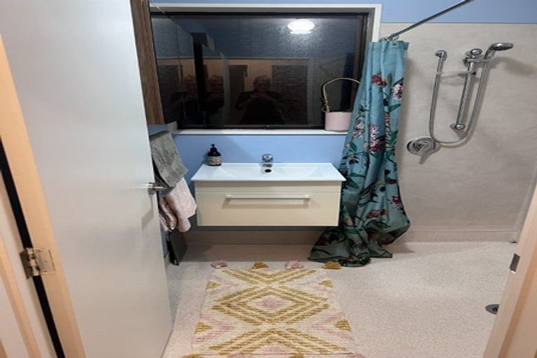 Photo of property in 2/143 Palmers Road, New Brighton, Christchurch, 8083