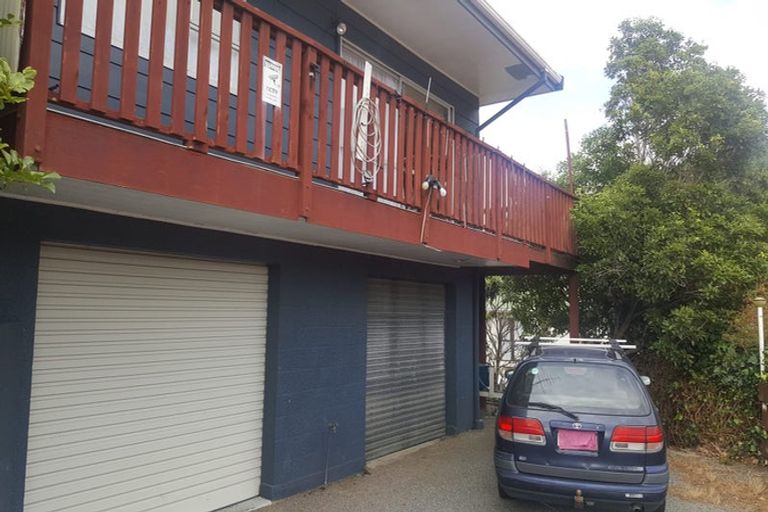 Photo of property in 5b Angle Street, Picton, 7220