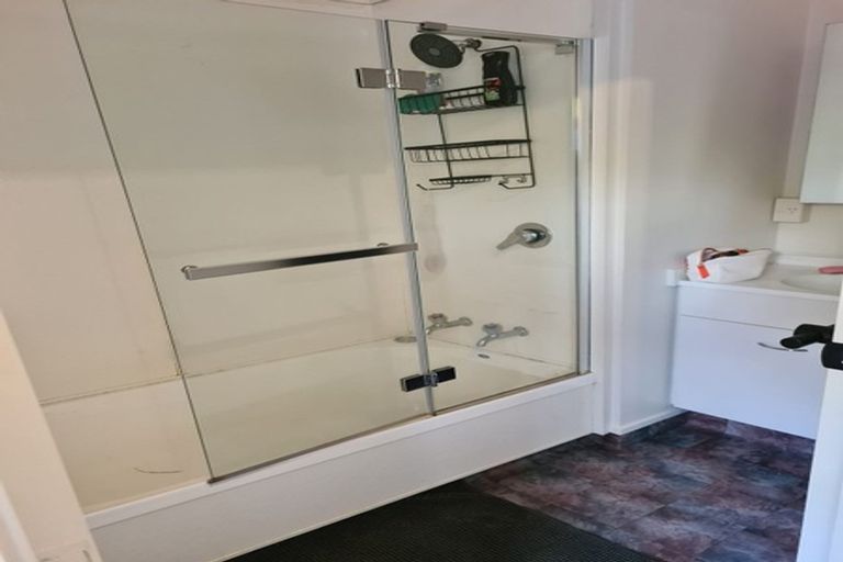 Photo of property in 17 Aru Street, Tangimoana, 4822