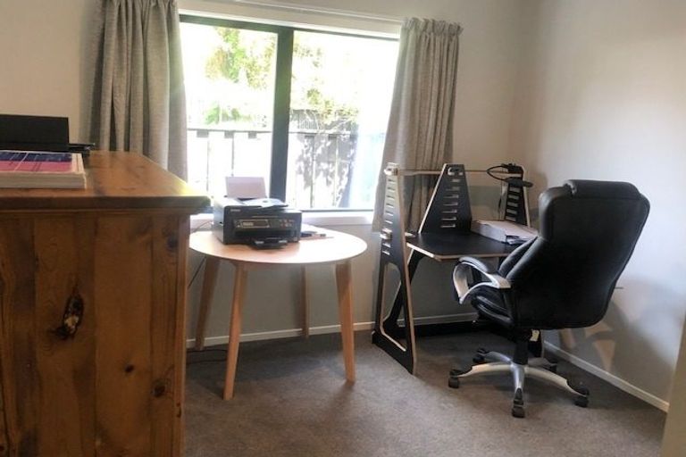 Photo of property in 194a Te Moana Road, Waikanae, 5036