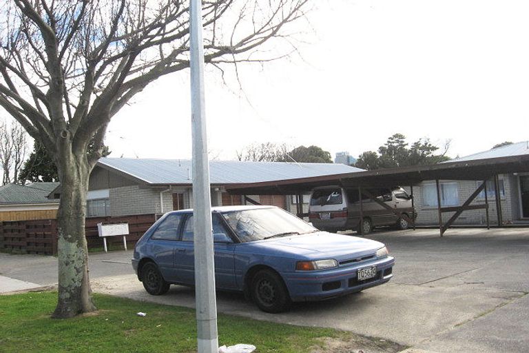 Photo of property in 7 South Street, West End, Palmerston North, 4410