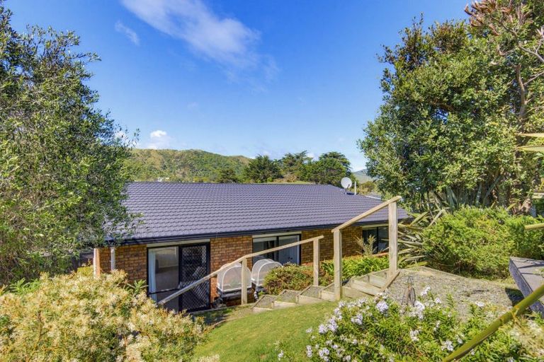 Photo of property in 10 Sams Way, Raumati South, Paraparaumu, 5032