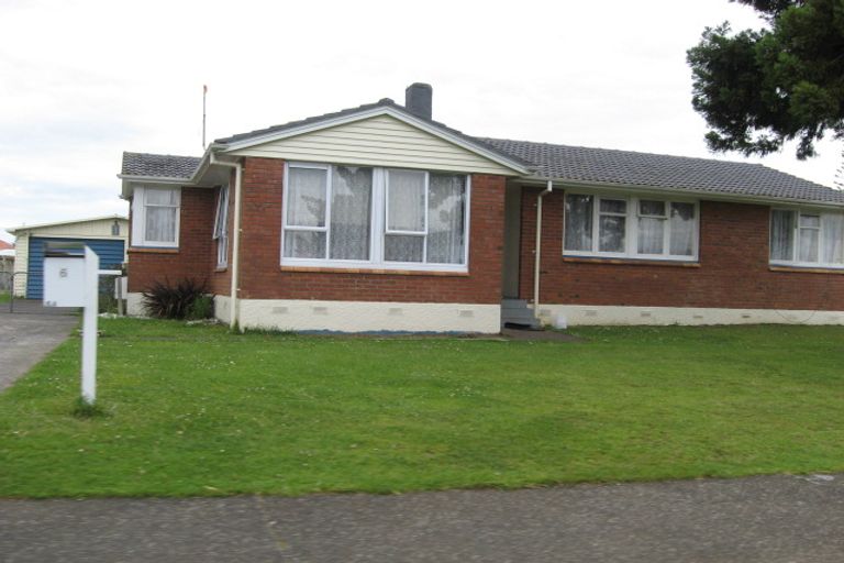 Photo of property in 6 Fairey Place, Mangere, Auckland, 2022