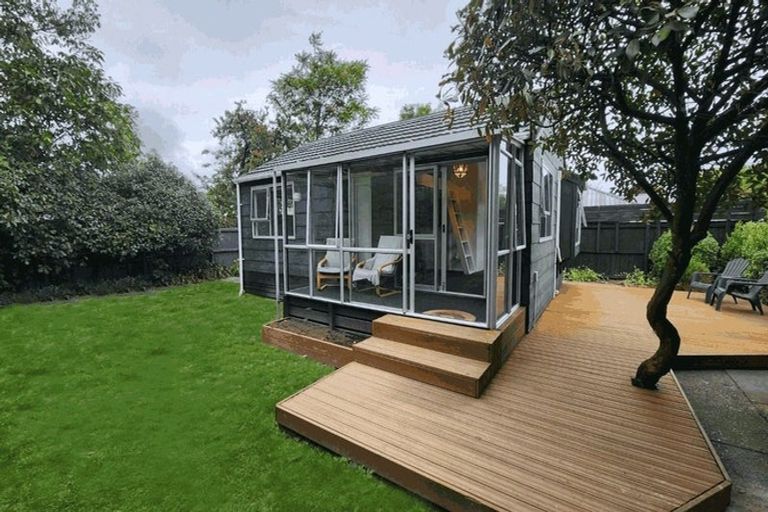 Photo of property in 32a Jennifer Street, Bryndwr, Christchurch, 8053