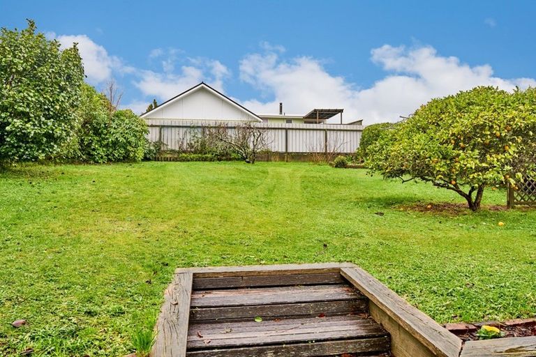 Photo of property in 13 Roy Street, Tawa, Wellington, 5028