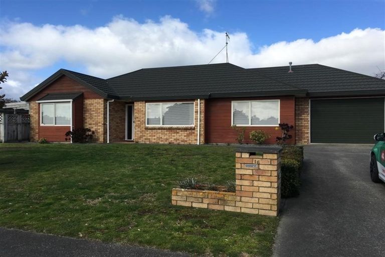 Photo of property in 16 Murray Court, Paraparaumu Beach, Paraparaumu, 5032