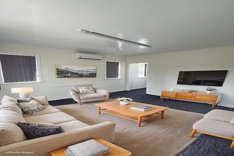 Photo of property in 63 Great South Road, Papakura, 2110