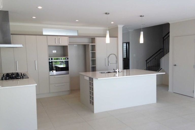 Photo of property in 12 Riviera Drive, Flat Bush, Auckland, 2019