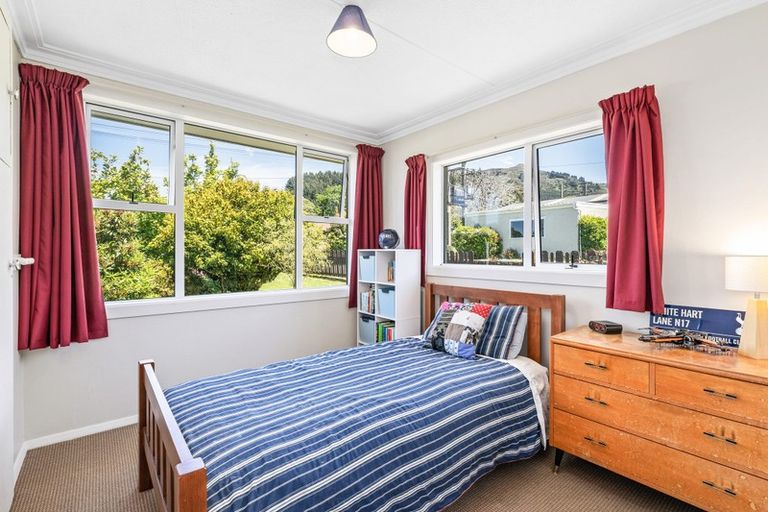 Photo of property in 74 Hall Road, Sawyers Bay, Port Chalmers, 9023