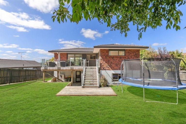 Photo of property in 19 Palmyra Way, Half Moon Bay, Auckland, 2012