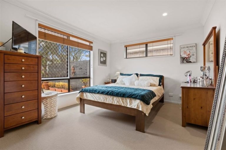 Photo of property in 24a Mcleod Road, Henderson, Auckland, 0612