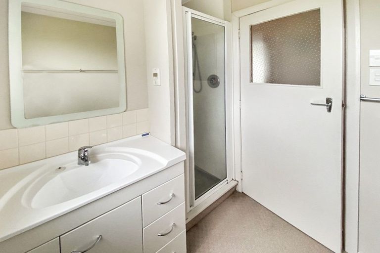 Photo of property in 9 Ries Street, Dannevirke, 4930